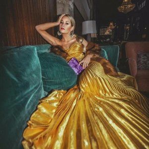 Amur Metallic Belle Pleated Satin Strapless Gown